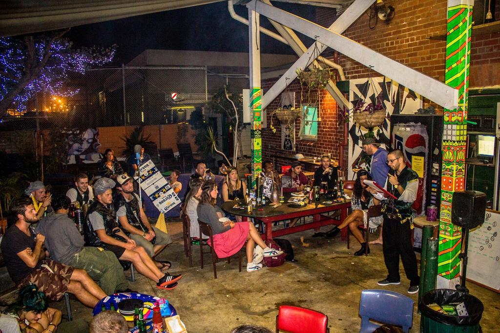 Old Fire Station Backpackers Hostel Perth Buitenkant foto
