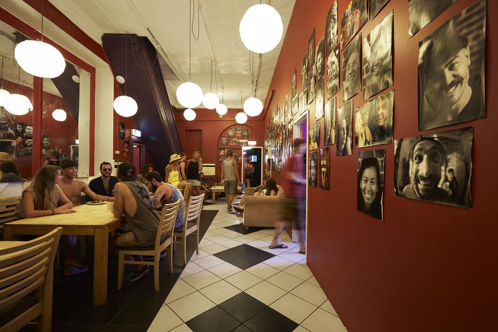 Old Fire Station Backpackers Hostel Perth Buitenkant foto